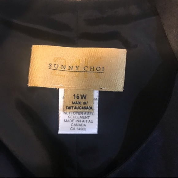 Sunny Choi lined tailored camisole top. Great for formal look or elevated look. - Picture 5 of 6